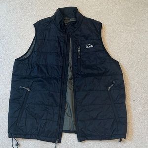 Men’s LL Bean black vest